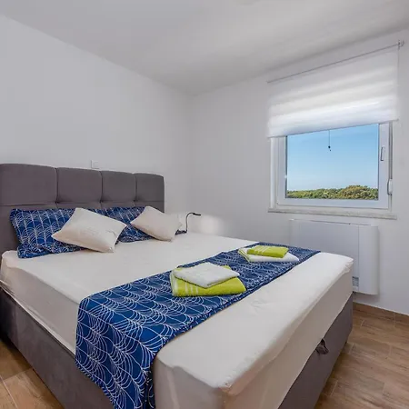 3 Bedroom Lovely In *